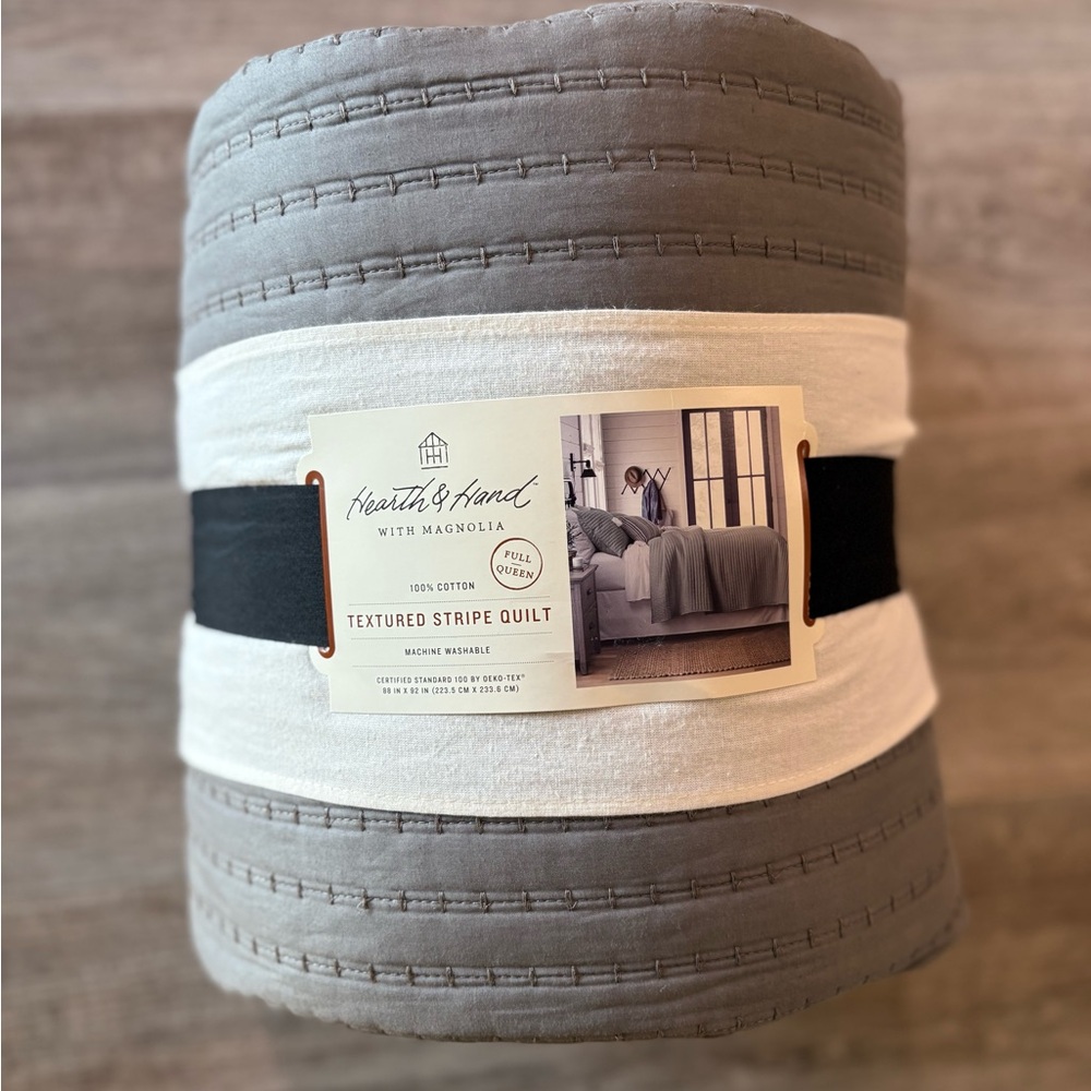 Hearth & Hand Cotton Textured Stripe Quilt in Gray